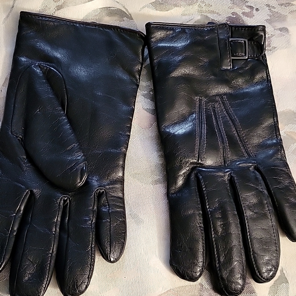 LEATHER GLOVES